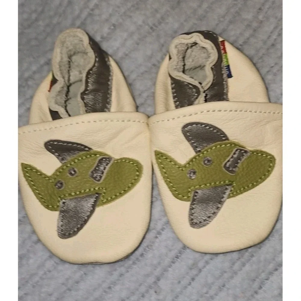 Robeez Baby Airplane Leather Soft Sole Moccasins Shoes 3 To 6 Months Made Canada